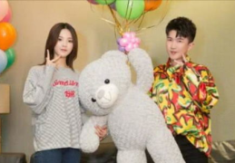 深度吃瓜娱乐圈,娱乐圈背后的瓜田秘闻